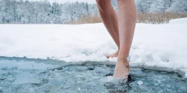 Cold Water Therapy: Benefits, Science, and Wellness Tips | Naturaplug 8 cold water therapy naturaplug